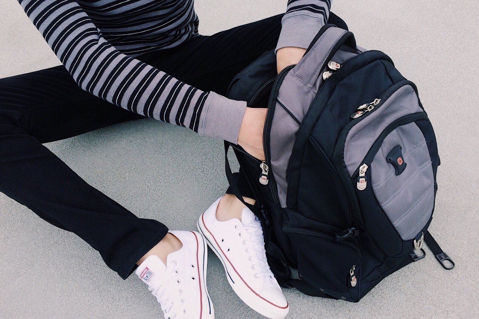 how to choose the best backpack for nursing students