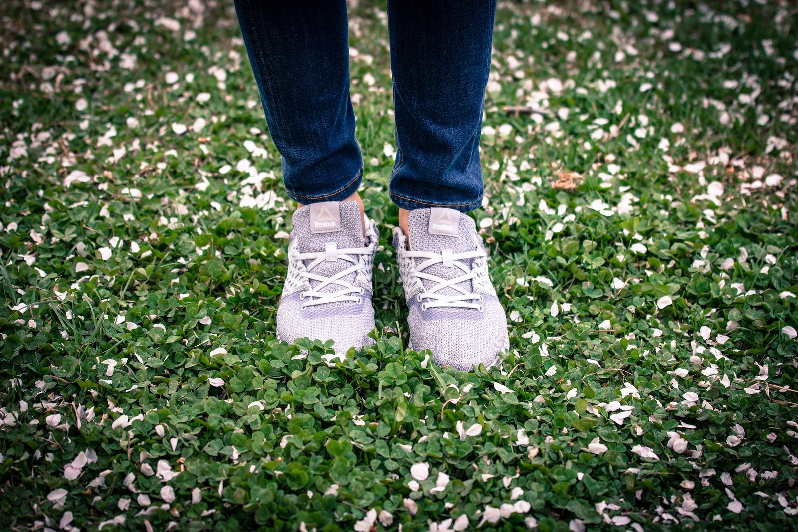 comfortable reebok shoes for nurses