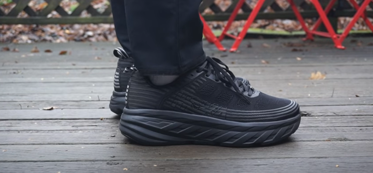 hoka one one black shoes for nurses